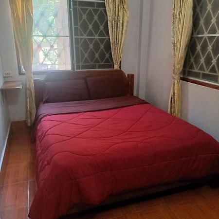 Phonephithak Guesthouse Muang Pakbèng Esterno foto