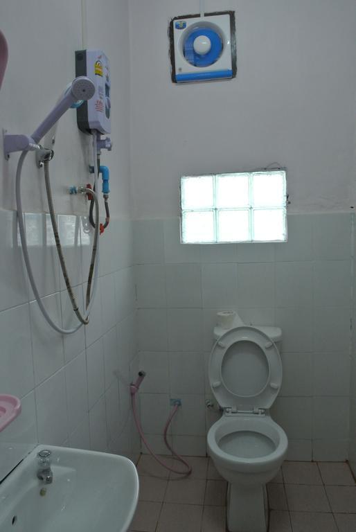 Phonephithak Guesthouse Muang Pakbèng Esterno foto
