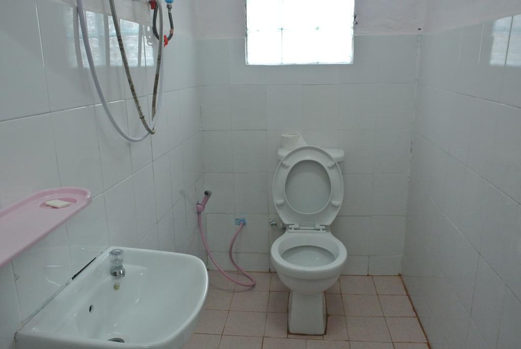 Phonephithak Guesthouse Muang Pakbèng Esterno foto