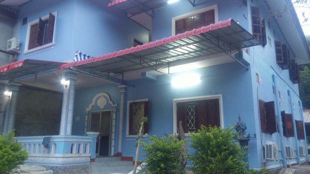 Phonephithak Guesthouse Muang Pakbèng Esterno foto