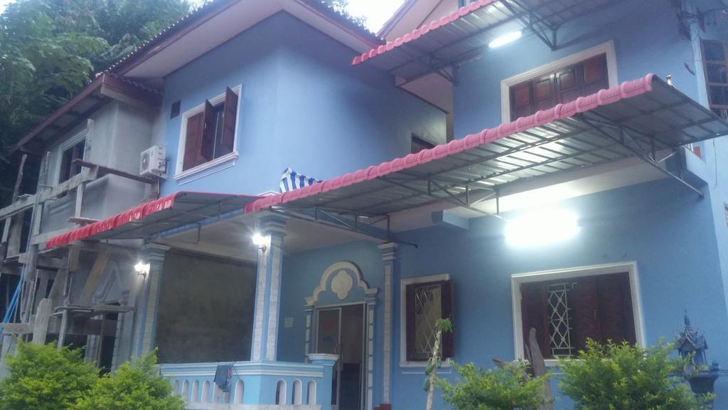 Phonephithak Guesthouse Muang Pakbèng Esterno foto