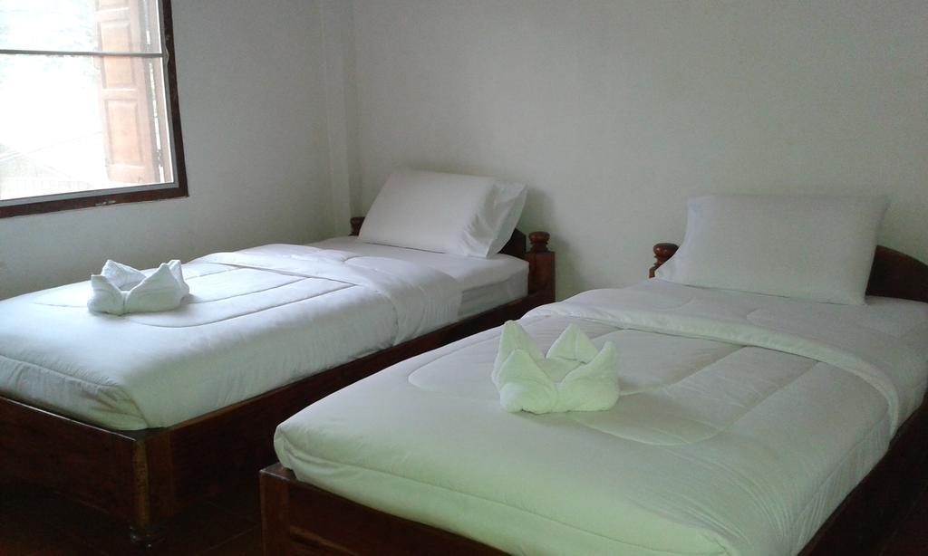 Phonephithak Guesthouse Muang Pakbèng Esterno foto