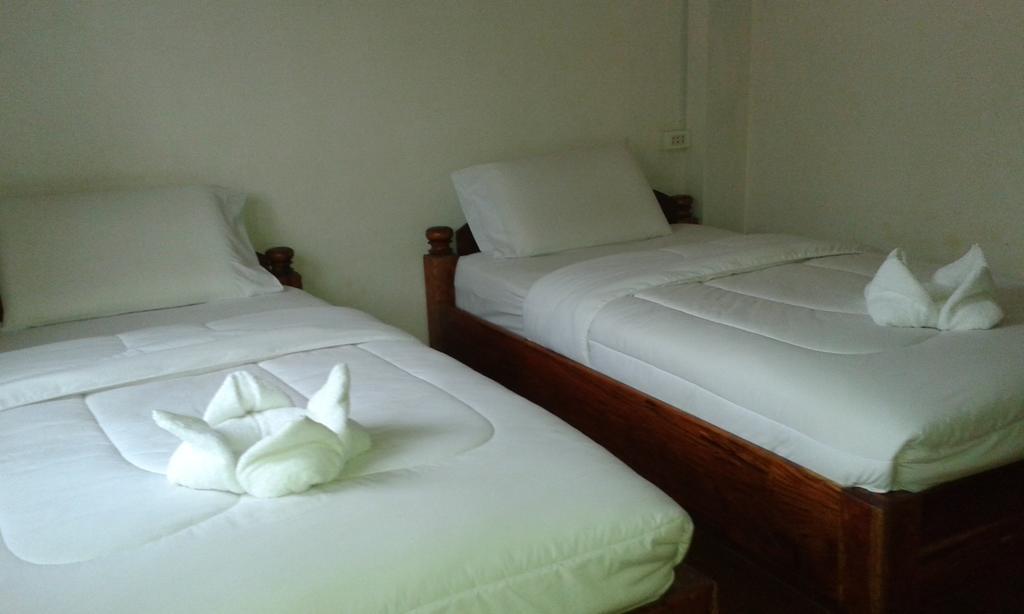 Phonephithak Guesthouse Muang Pakbèng Esterno foto